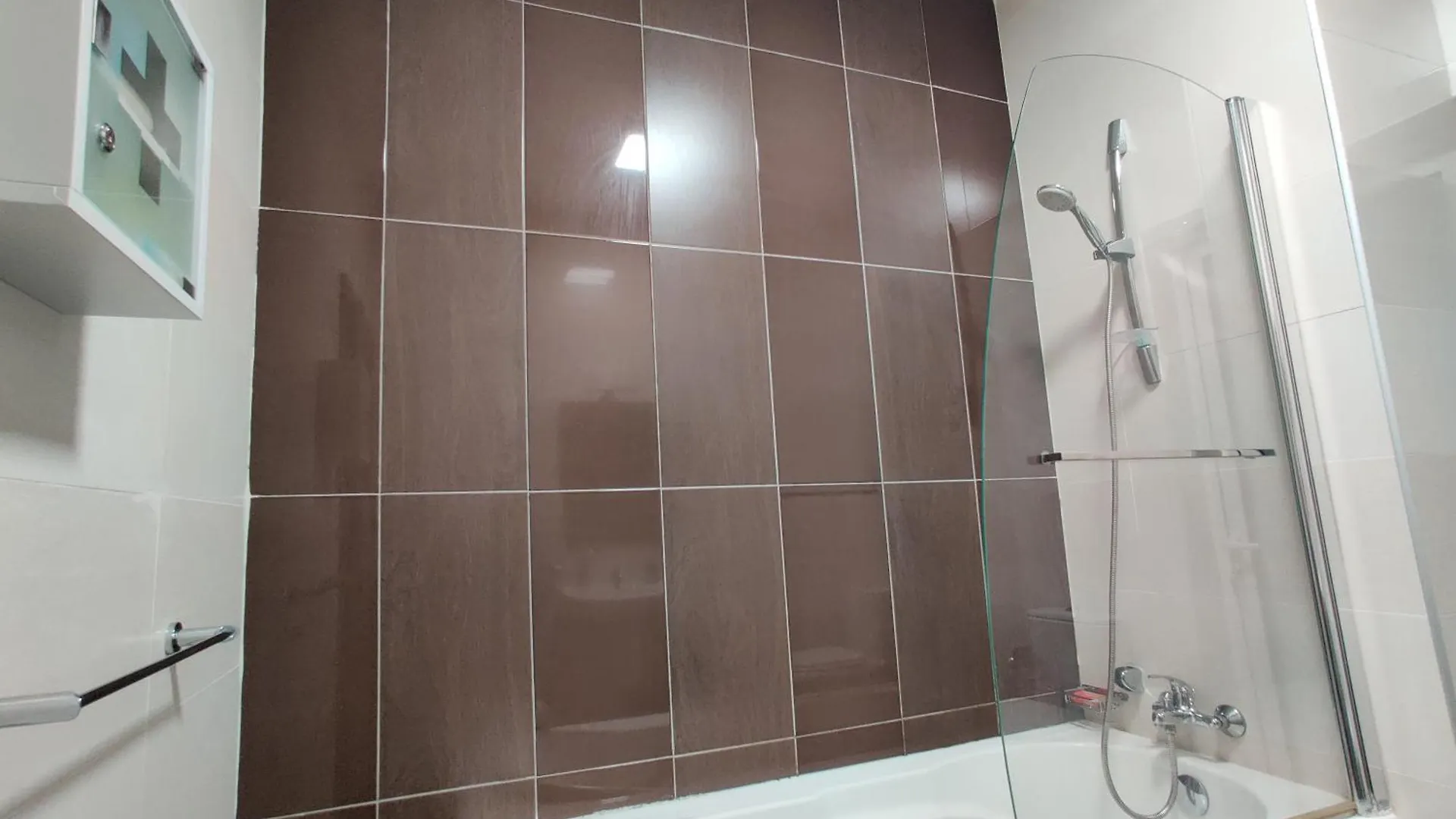 Depiro Point Deluxe - Modern, Designer Apartment 2 Minutes Away From Popular Sliema Seafront 0*,  Malta