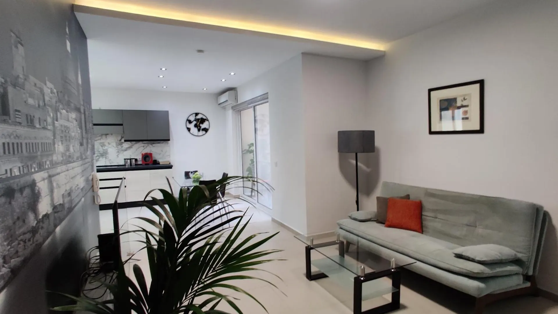 Depiro Point Deluxe - Modern, Designer Apartment 2 Minutes Away From Popular Sliema Seafront