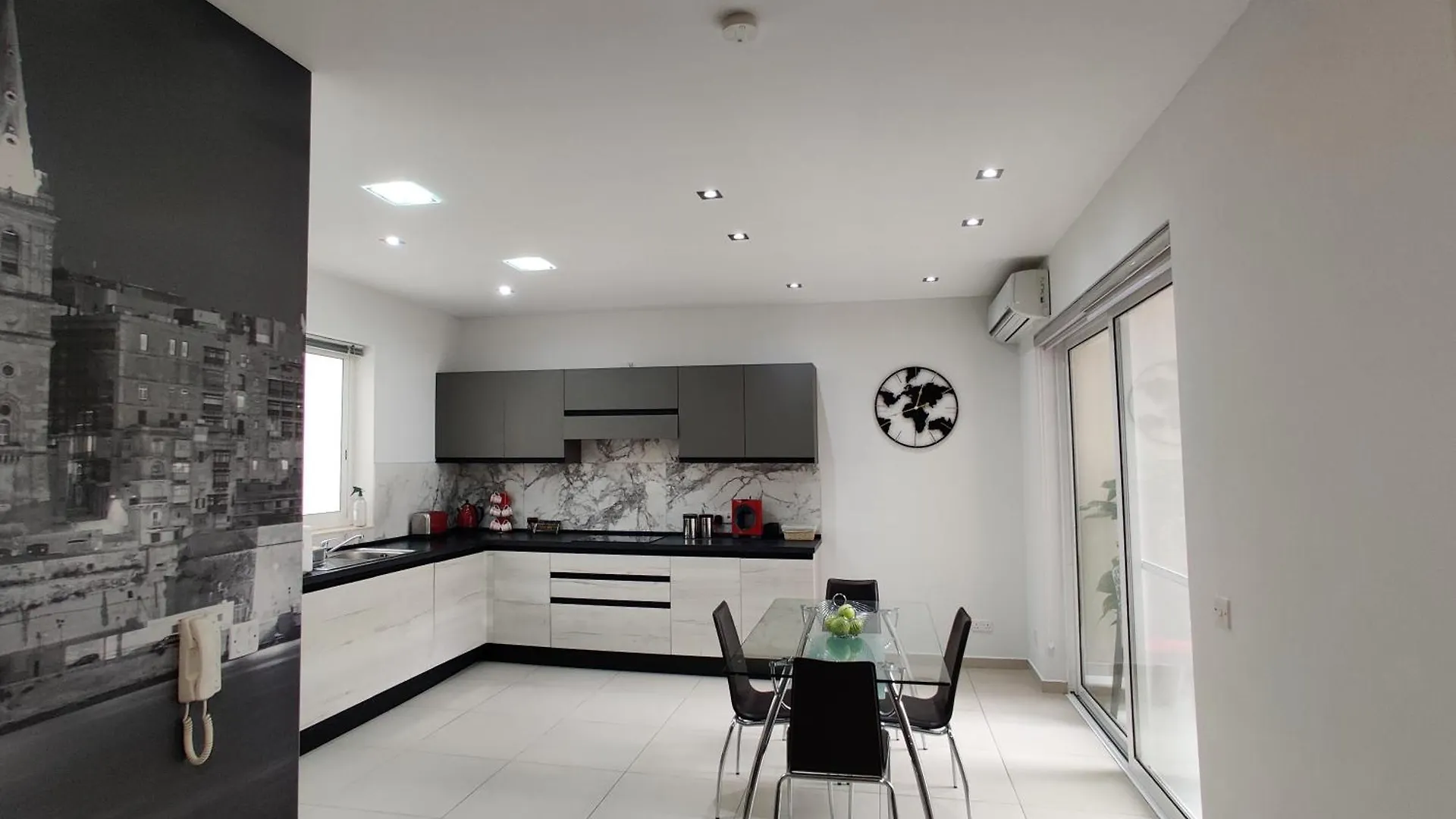 Depiro Point Deluxe - Modern, Designer Apartment 2 Minutes Away From Popular Sliema Seafront
