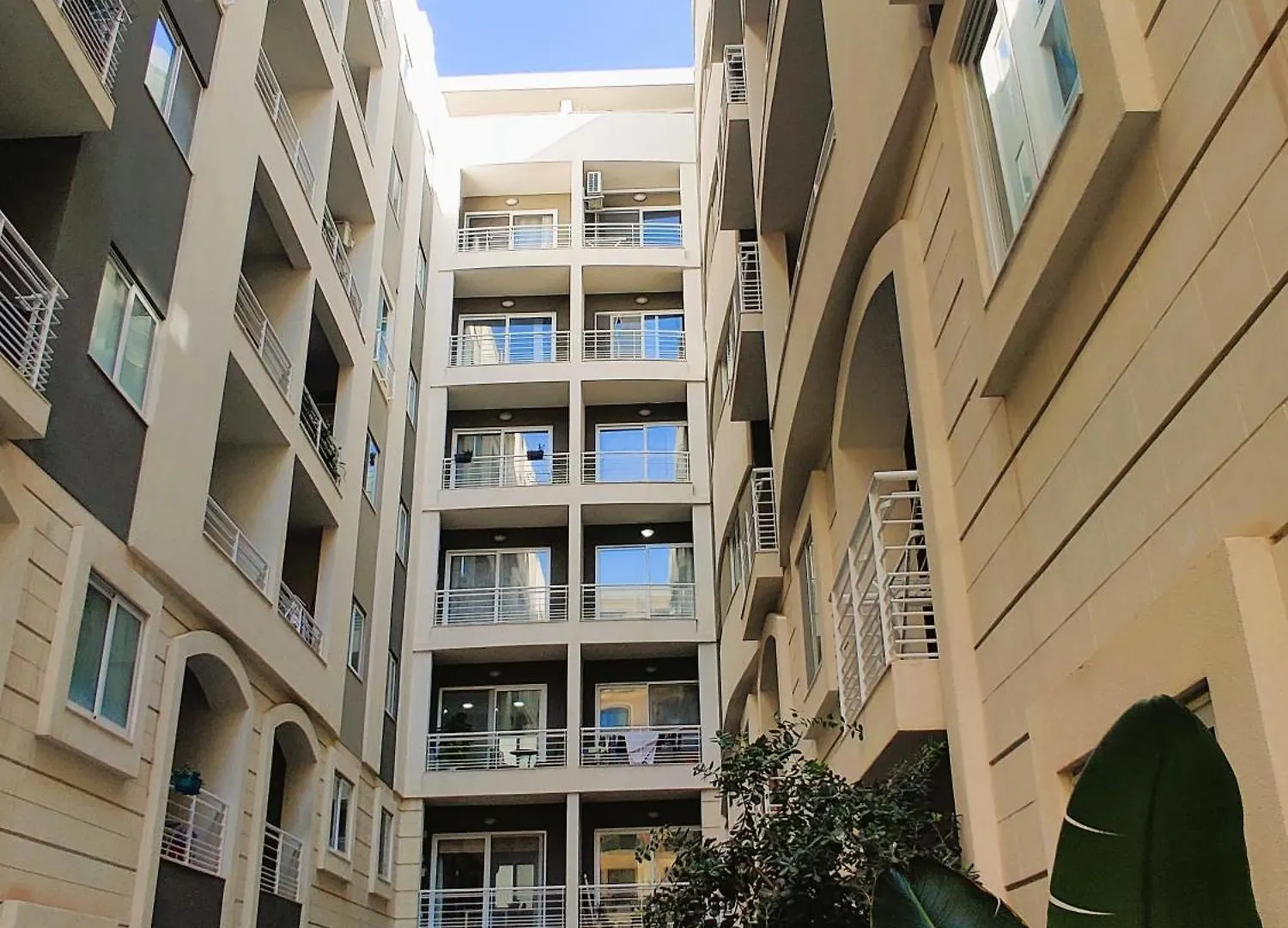 Depiro Point Deluxe - Modern, Designer Apartment 2 Minutes Away From Popular Sliema Seafront