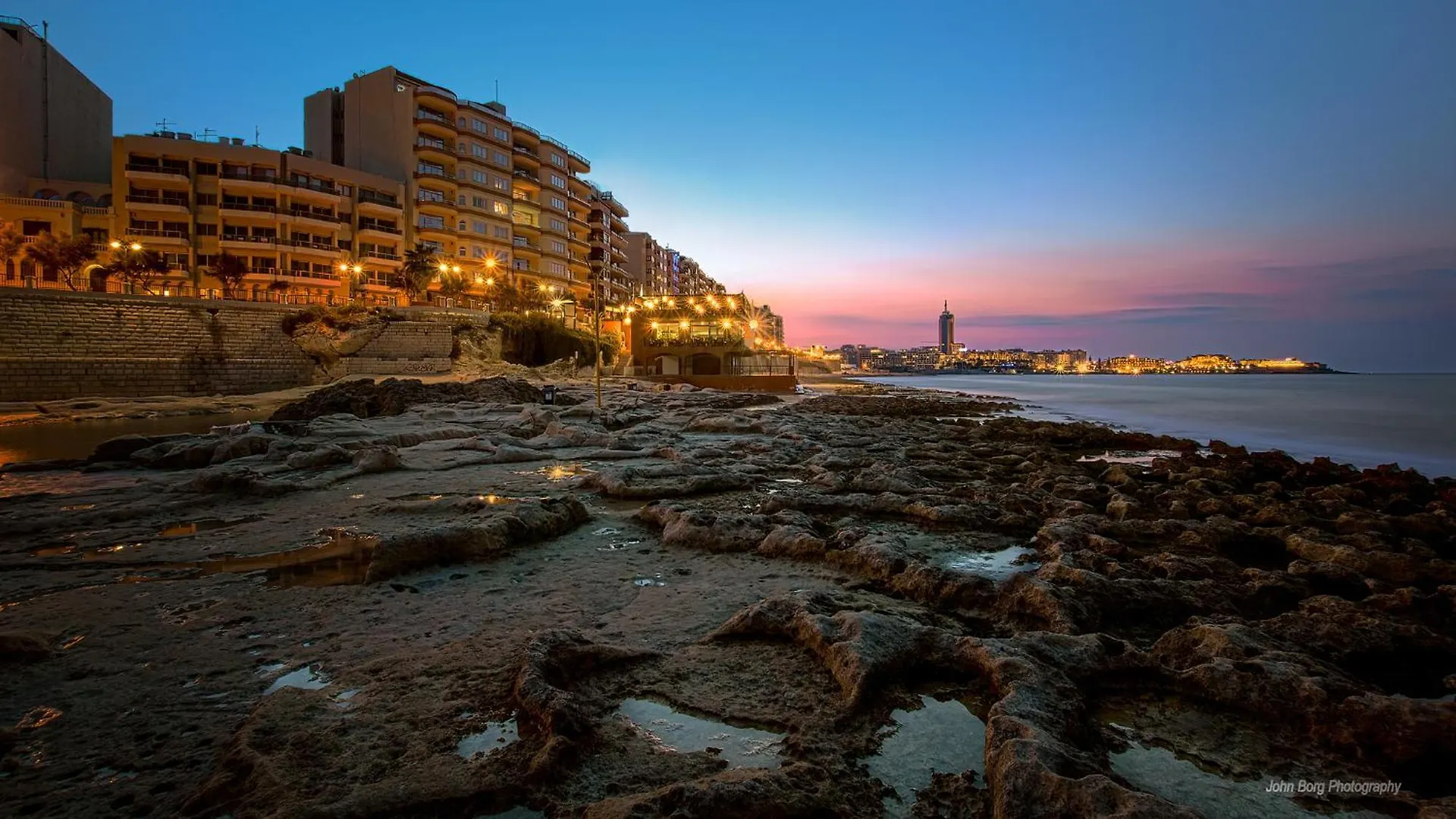 Depiro Point Deluxe - Modern, Designer Apartment 2 Minutes Away From Popular Sliema Seafront